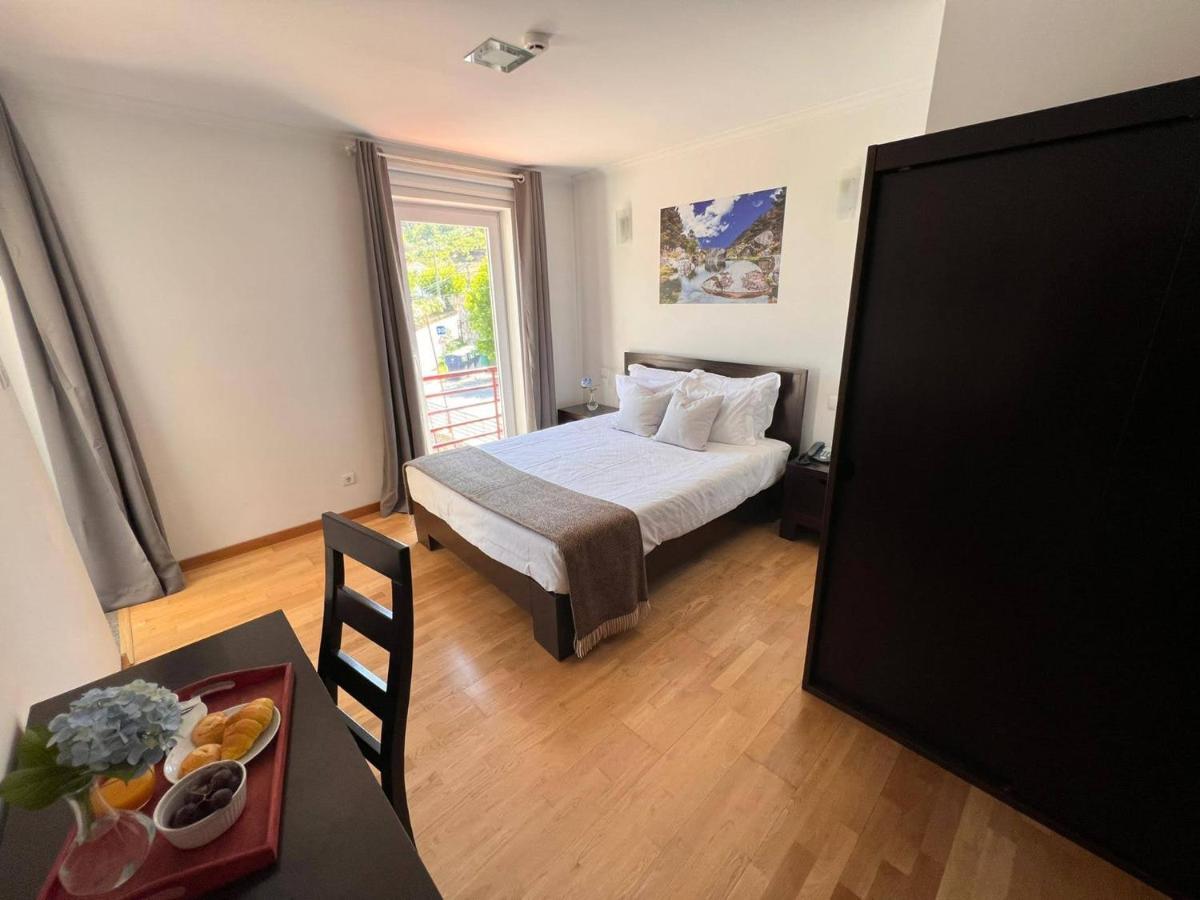 Vale Do Zezere Hotel マンテイガス エクステリア 写真