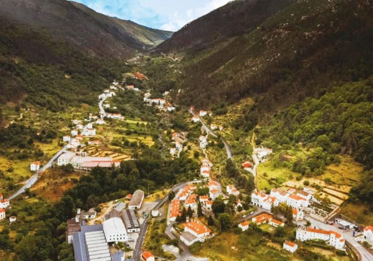 Vale Do Zezere Hotel マンテイガス エクステリア 写真