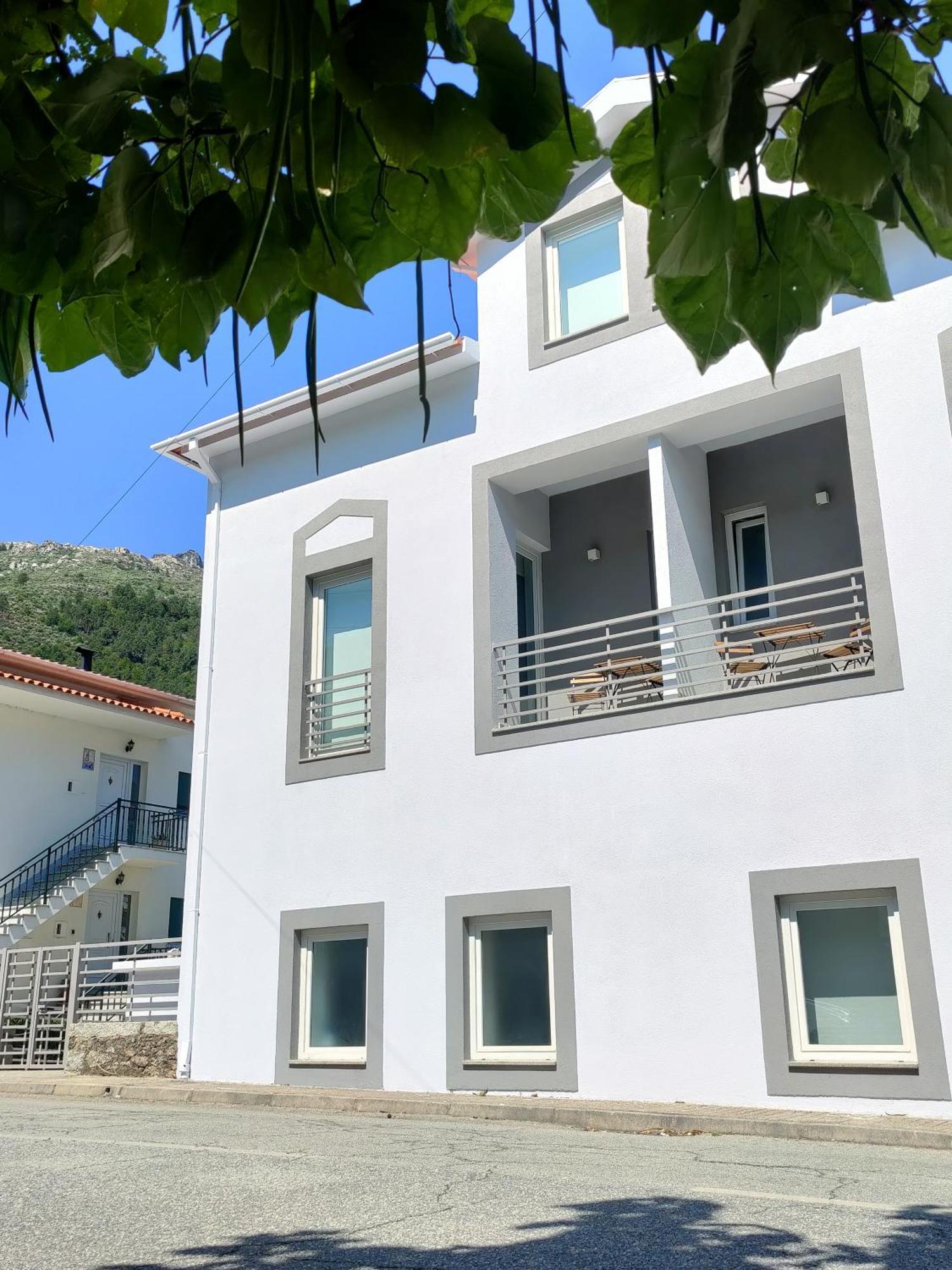Vale Do Zezere Hotel マンテイガス エクステリア 写真